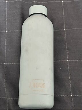 Exquis Insulated Stainless Steel Water Bottle Gray Reusable Flask